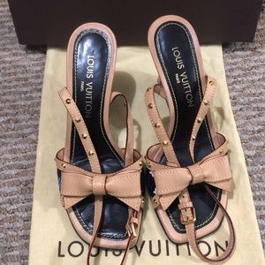 Multicolored sandals